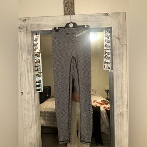 Pechee bum soft black scrunch butt legging